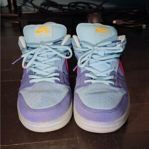 Nike Men’s - Size 10 - Run the Jewels Dunks